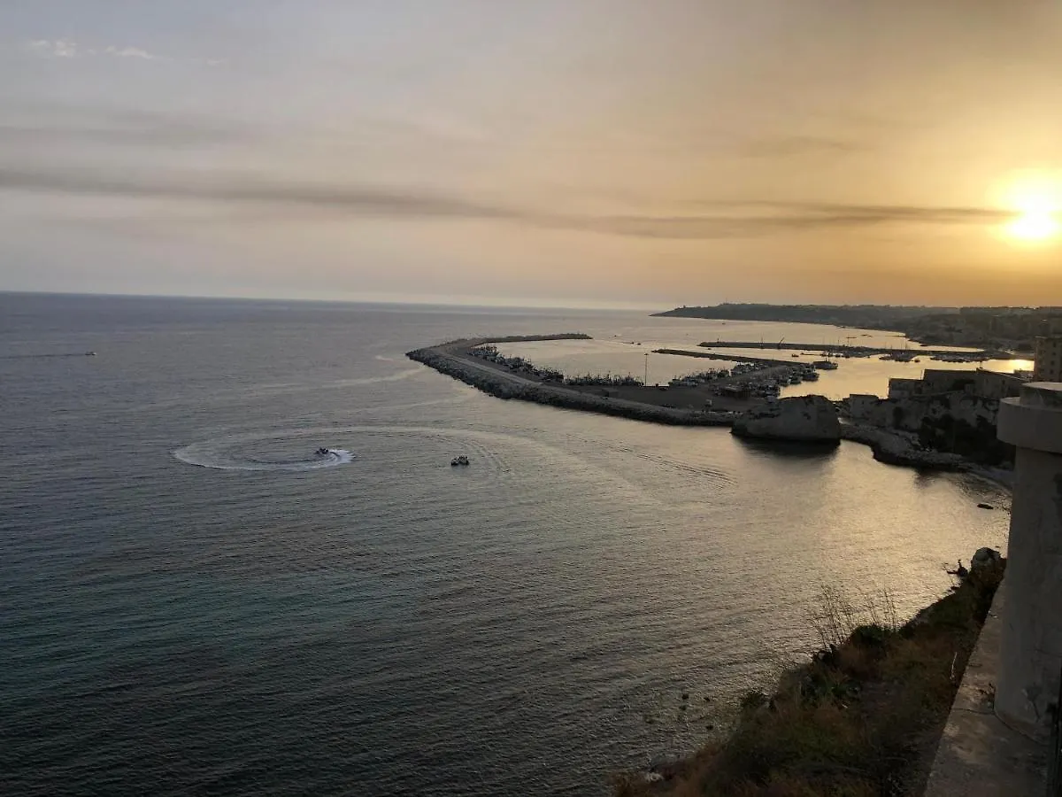 Sciacca32 Apartment 0*, Sciacca
